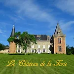 לינה וארוחת בוקר Chateau De La Forie