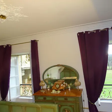 Chateau De La Forie Bed & Breakfast 3*