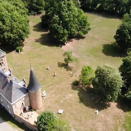 Chateau De La Forie Bed & Breakfast 3*