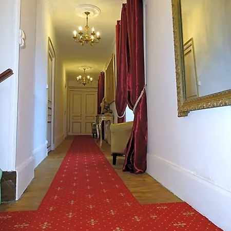 Bed and breakfast Chateau De La Forie Saint-Etienne-sur-Usson